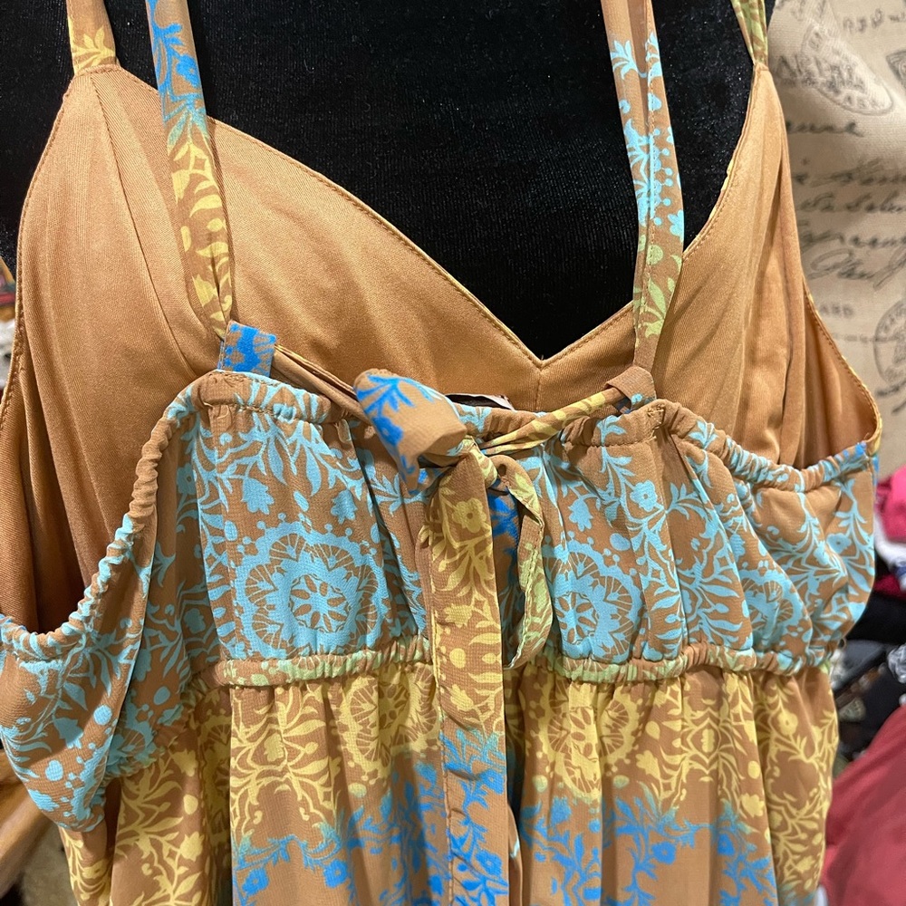 Decree Dress - Picture 4 of 5